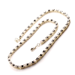 silver-necklace-2